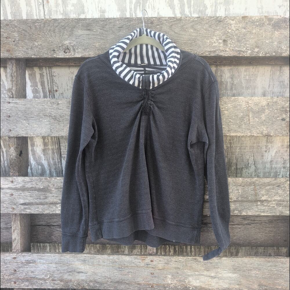 Lululemon In A Cinch Reversible Pullover Sweater Women's 6